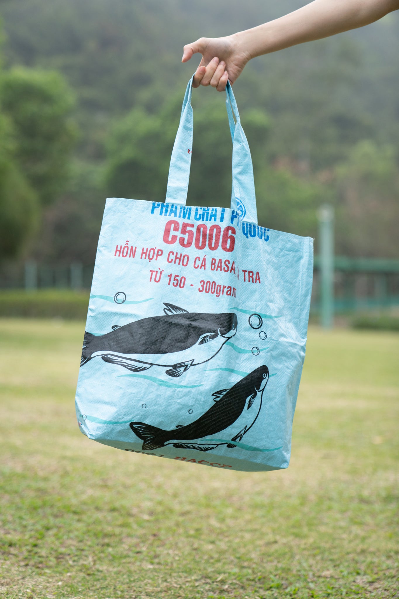 Reversible Recycled Budget Tote Bag made from Fish Feed Bags (Light Blue)